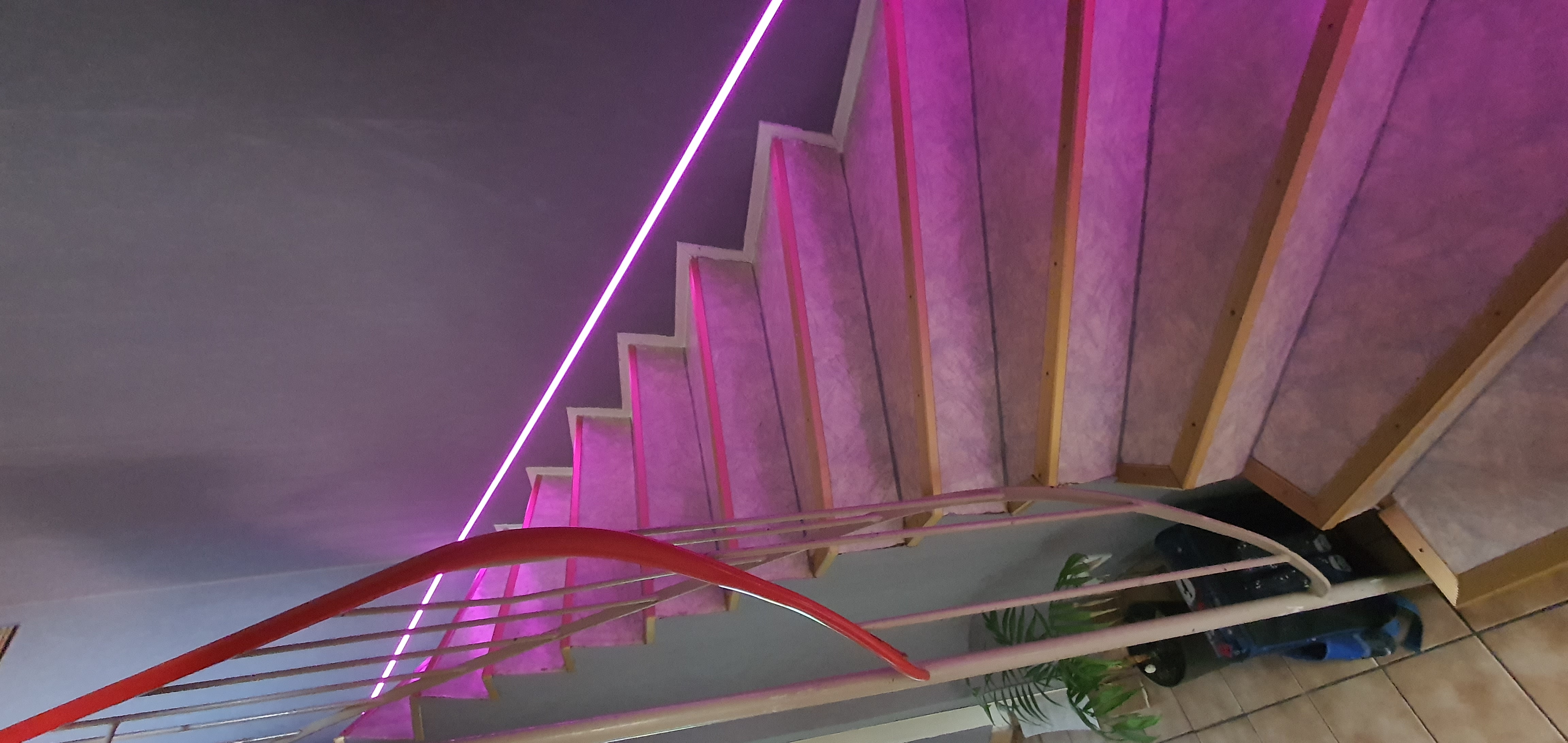 LED-Beleuchtung fachgerecht montiert.